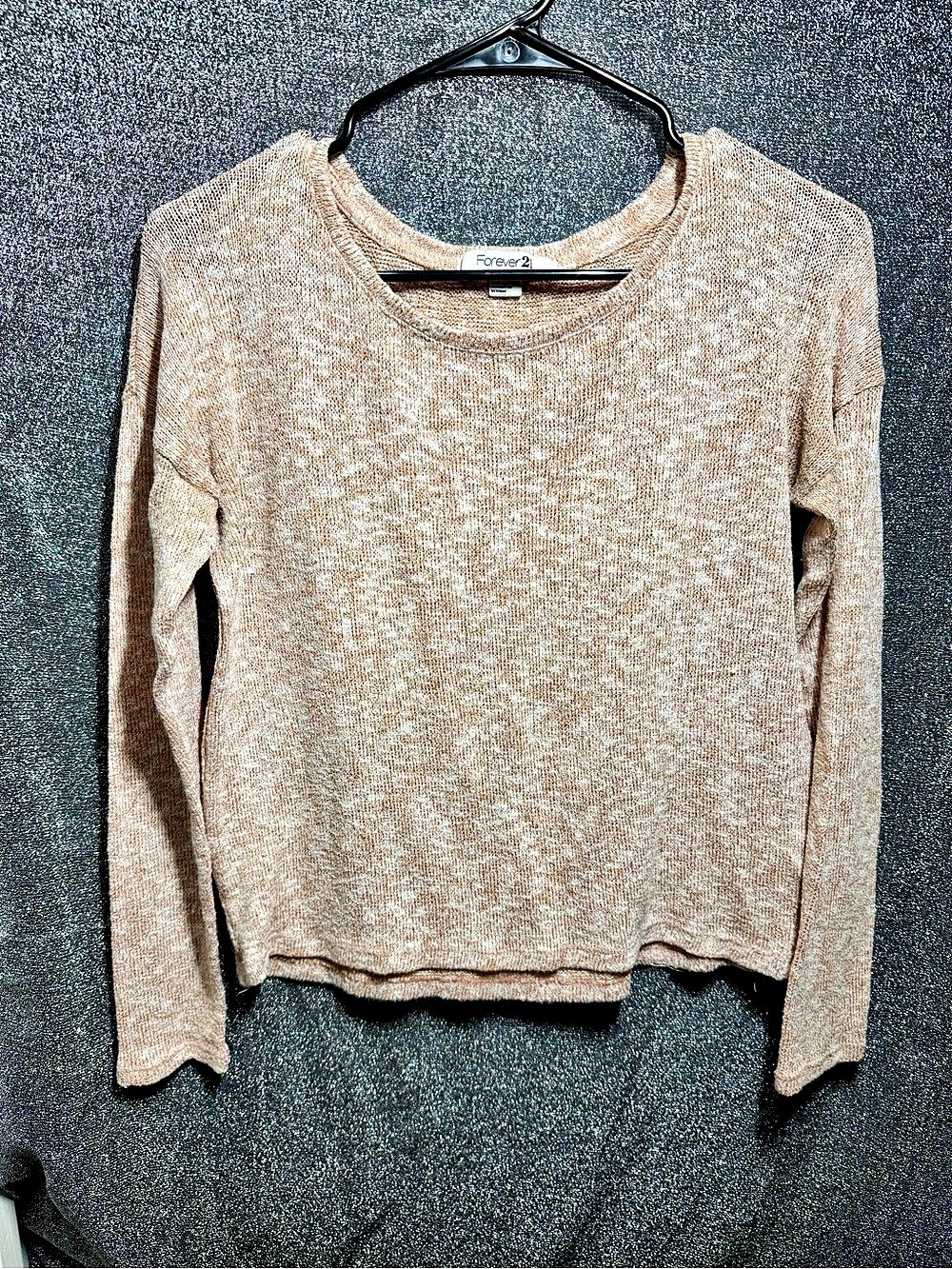 Forever 21 Crew Neck Sweater in Brown Size Medium Like New